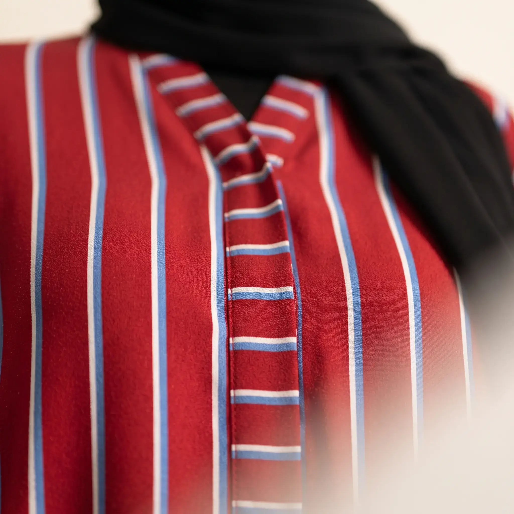 Candy Cane Stripe Arabian Linen Abaya – 1 Piece