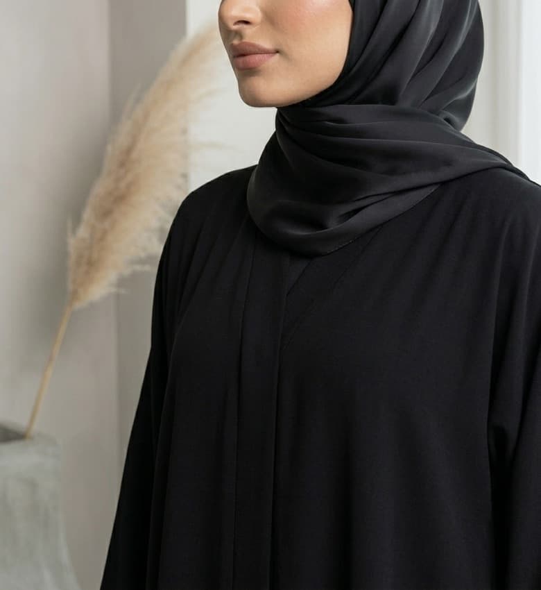Classic Pocket Front Close Abaya – Everyday Essential Modest Fashion Canada