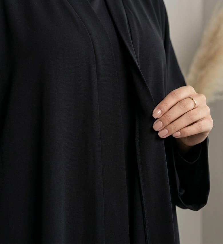 Classic Pocket Front Close Abaya – Everyday Essential Modest Fashion Canada