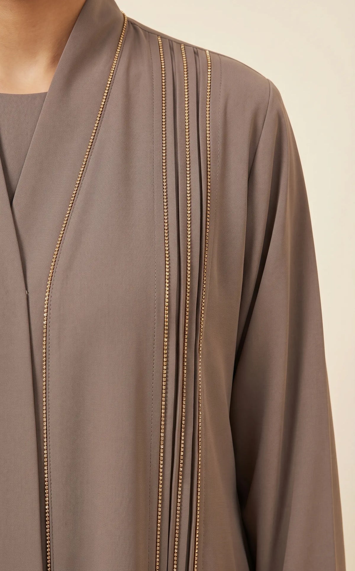 Classic Pleated Bead Trim Front Open Abaya in Dusty Rose – full length front view