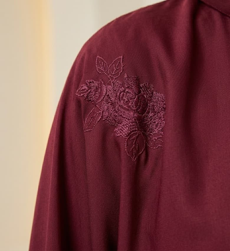 Floral Embroidered Front Open Abaya – Luxury Party Wear Modest Fashion Canada
