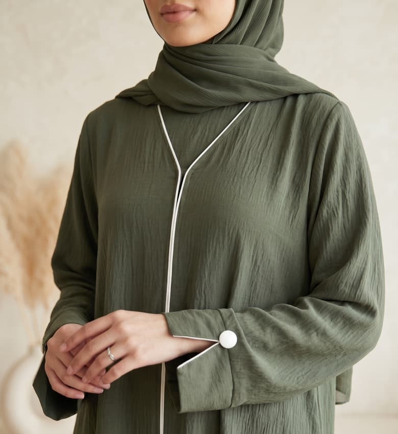 Slim Piping Crinkle Front Open Abaya – 2-Piece Casual Modest Fashion Canada
