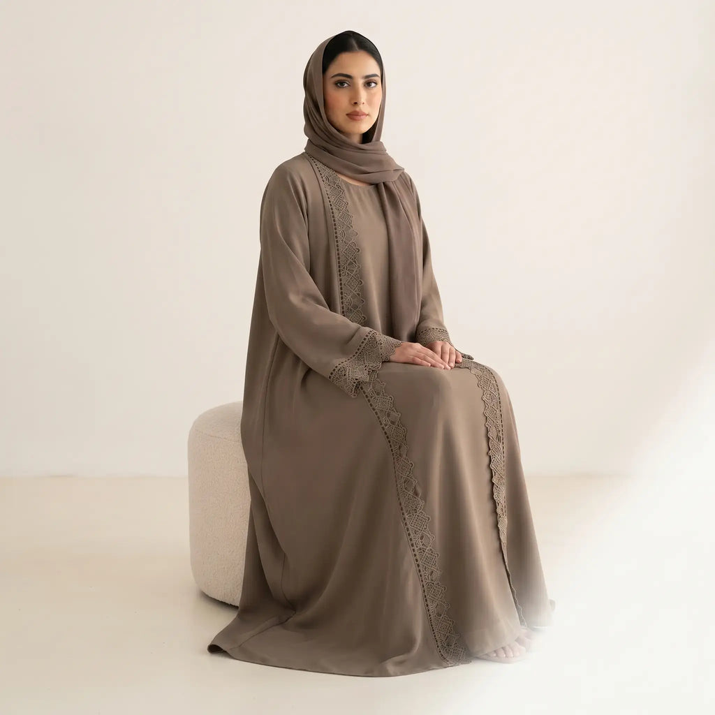 Tonal Lace Trim Front Open Abaya – 4-Piece Set with Inner, Belt & Scarf